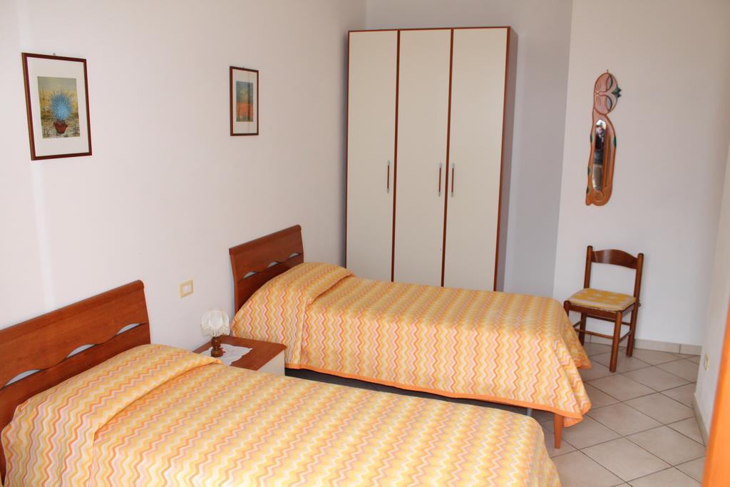 Agriturismo Susanna E Atria بيبونا الغرفة الصورة